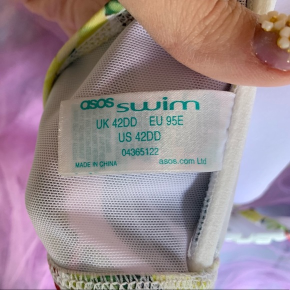 ASOS 🌴cupped retro bikini top - Picture 4 of 5